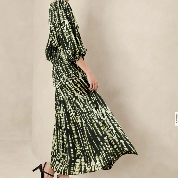 BANANA REPUBLIC BLOUSON MAXI DRESS - NWT, size Large - Picture 7 of 7